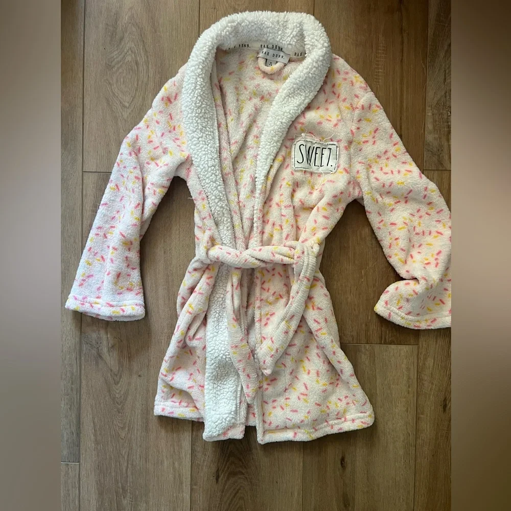 Rae Dunn Girls Fleece and Sherpa Robe SWEET sprinkles Medium 7-8